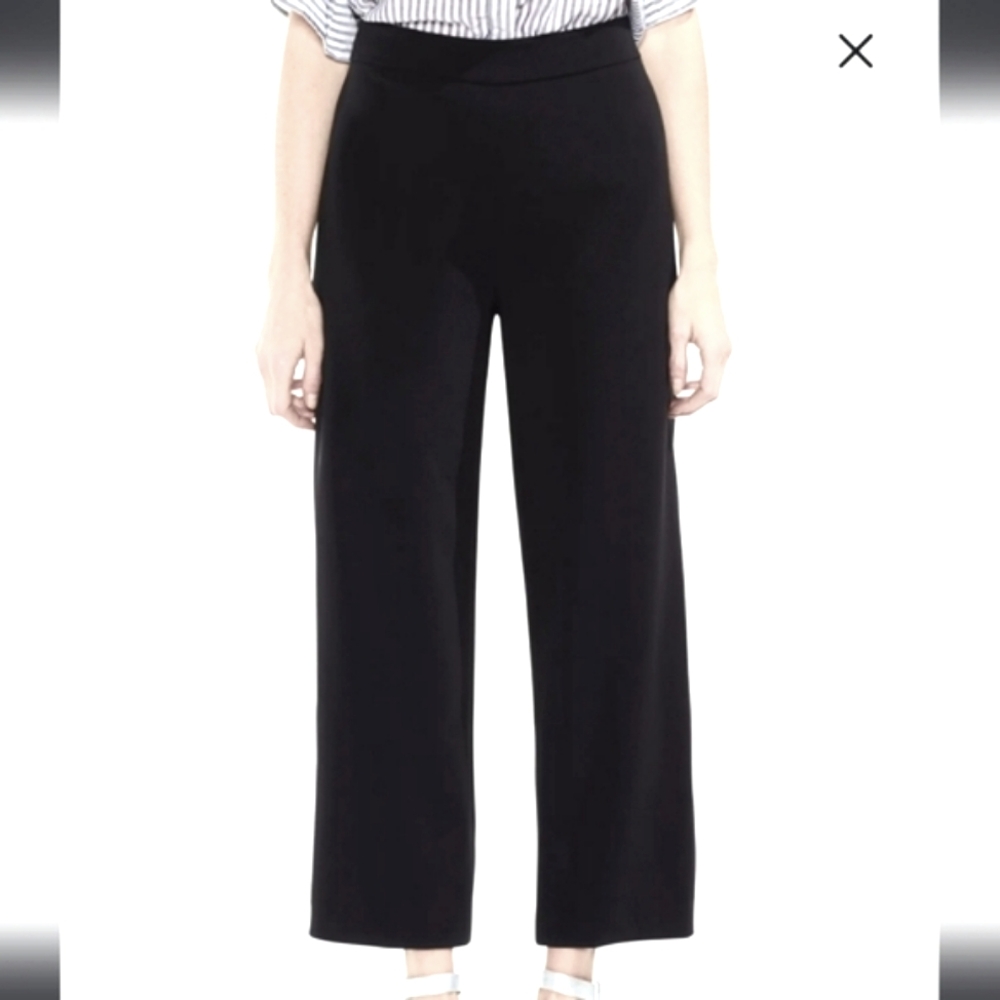 Vince Camuto Black High Waist Cropped Pants Size 6
